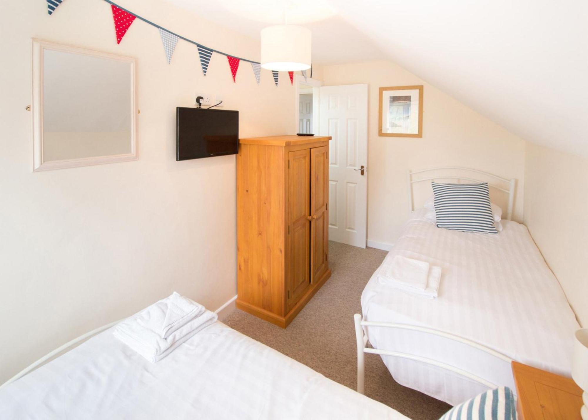 Salterns Village Seaview Rum bild